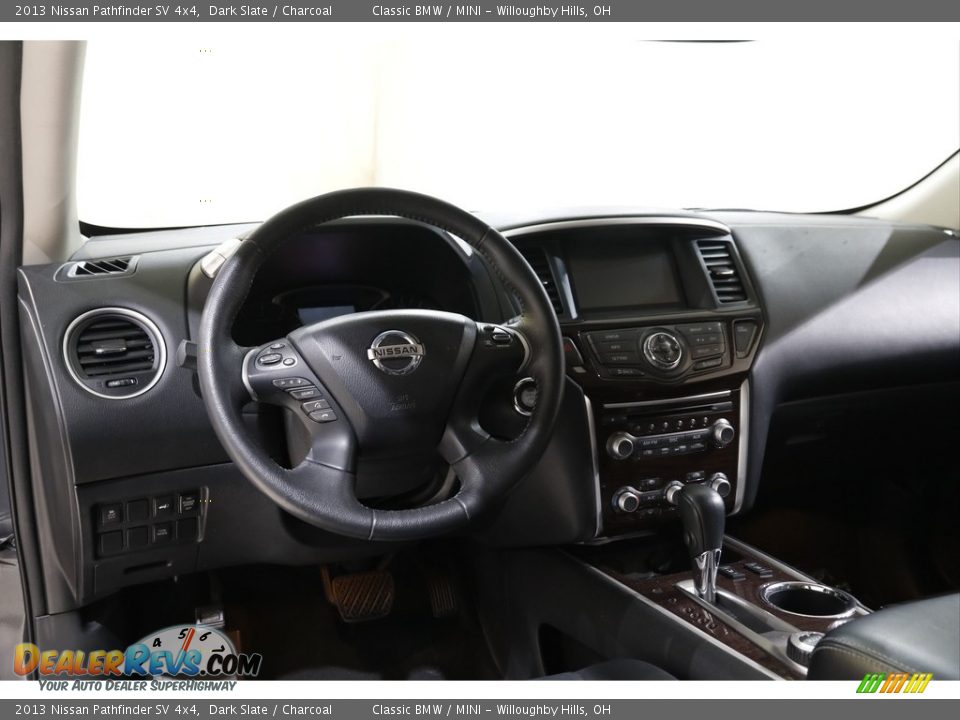 2013 Nissan Pathfinder SV 4x4 Dark Slate / Charcoal Photo #6