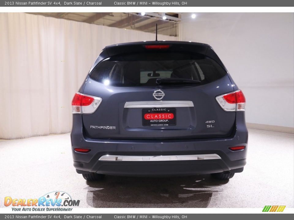 2013 Nissan Pathfinder SV 4x4 Dark Slate / Charcoal Photo #19