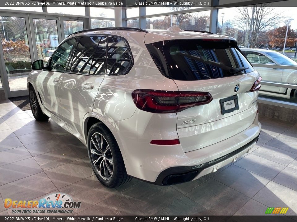 2022 BMW X5 xDrive40i Mineral White Metallic / Canberra Beige Photo #2