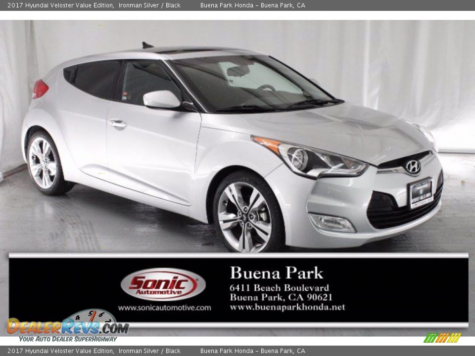 2017 Hyundai Veloster Value Edition Ironman Silver / Black Photo #1