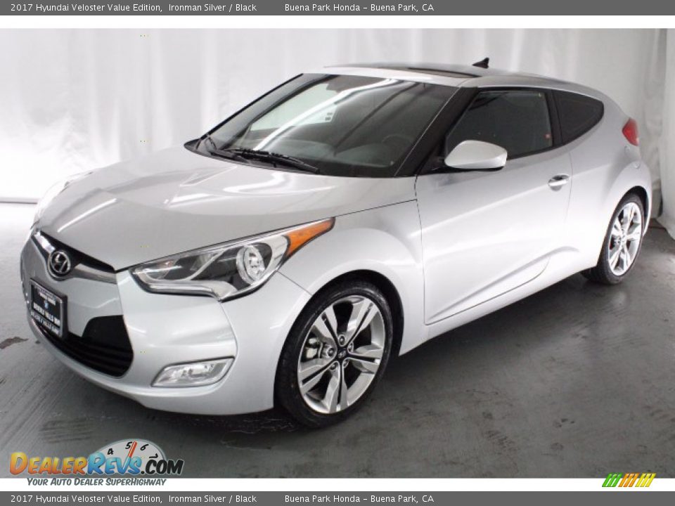 2017 Hyundai Veloster Value Edition Ironman Silver / Black Photo #3