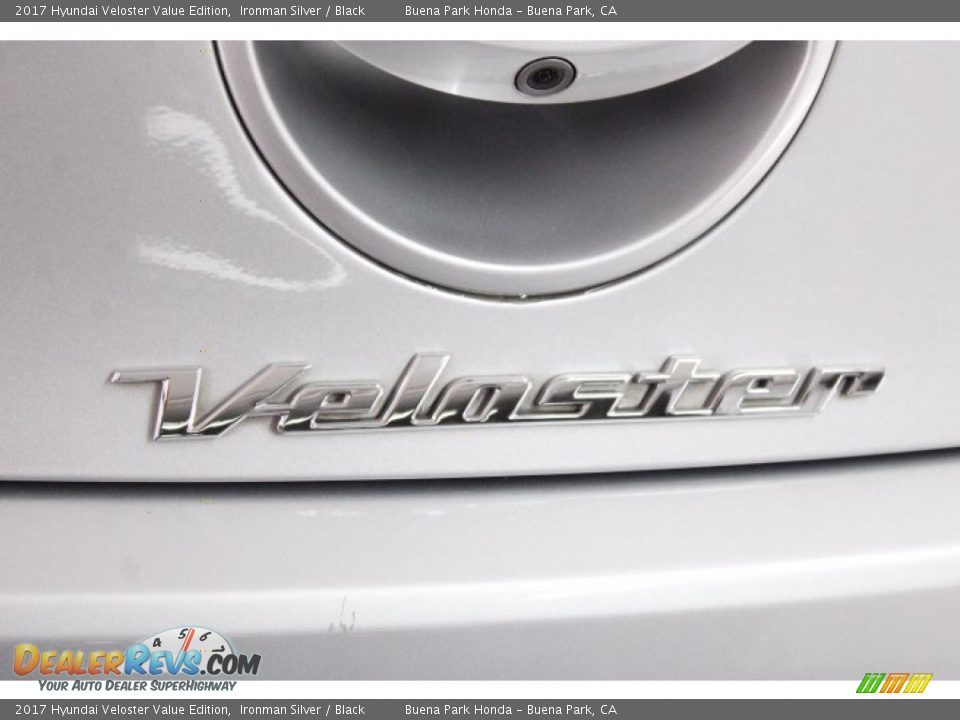 2017 Hyundai Veloster Value Edition Ironman Silver / Black Photo #36