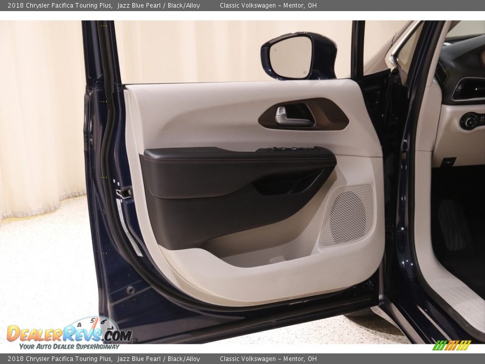2018 Chrysler Pacifica Touring Plus Jazz Blue Pearl / Black/Alloy Photo #4