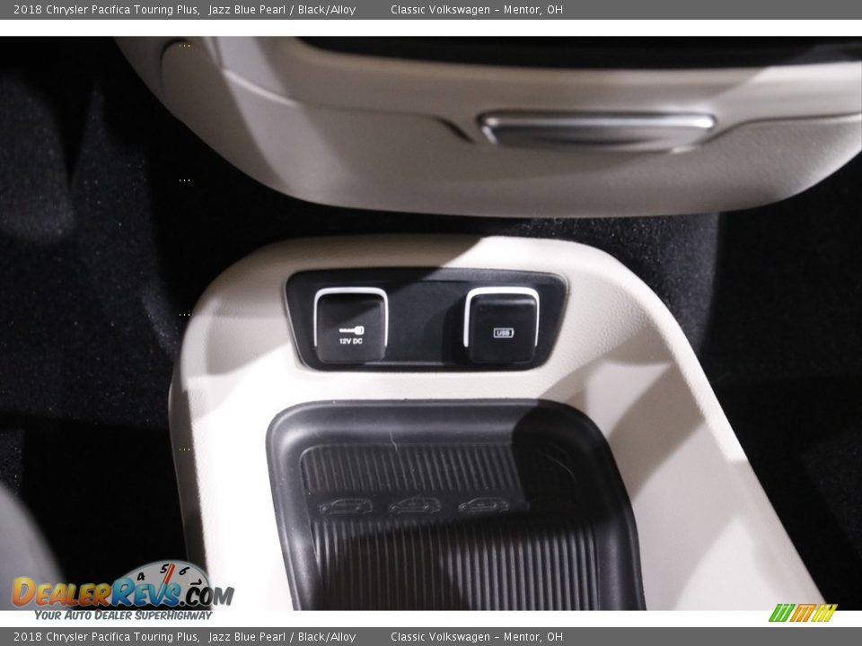 2018 Chrysler Pacifica Touring Plus Jazz Blue Pearl / Black/Alloy Photo #16