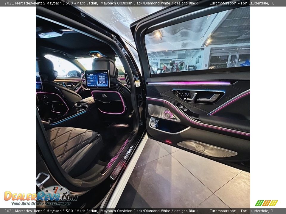 2021 Mercedes-Benz S Maybach S 580 4Matic Sedan Maybach Obsidian Black/Diamond White / designo Black Photo #26