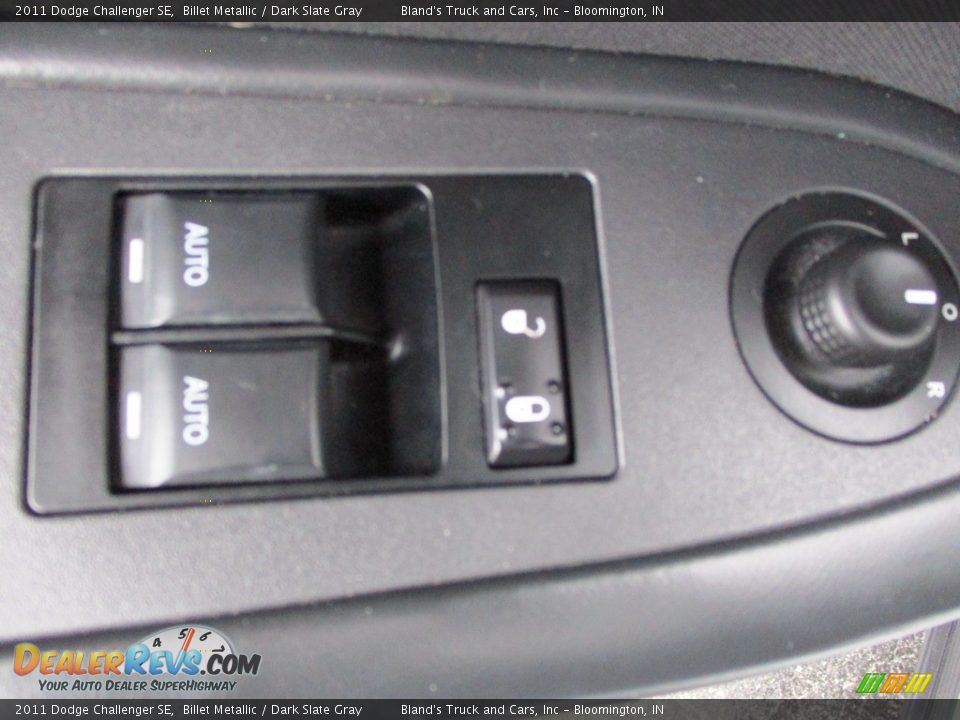 2011 Dodge Challenger SE Billet Metallic / Dark Slate Gray Photo #10