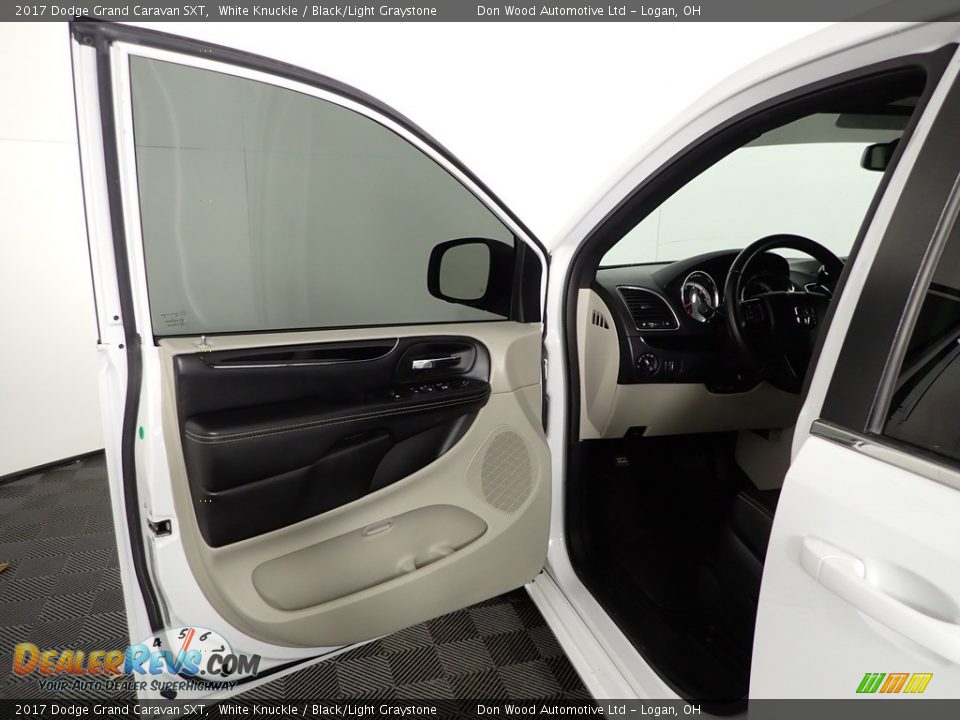 2017 Dodge Grand Caravan SXT White Knuckle / Black/Light Graystone Photo #15