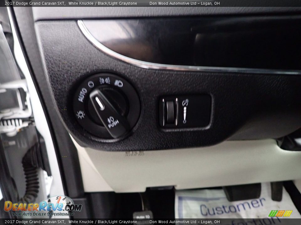 2017 Dodge Grand Caravan SXT White Knuckle / Black/Light Graystone Photo #19