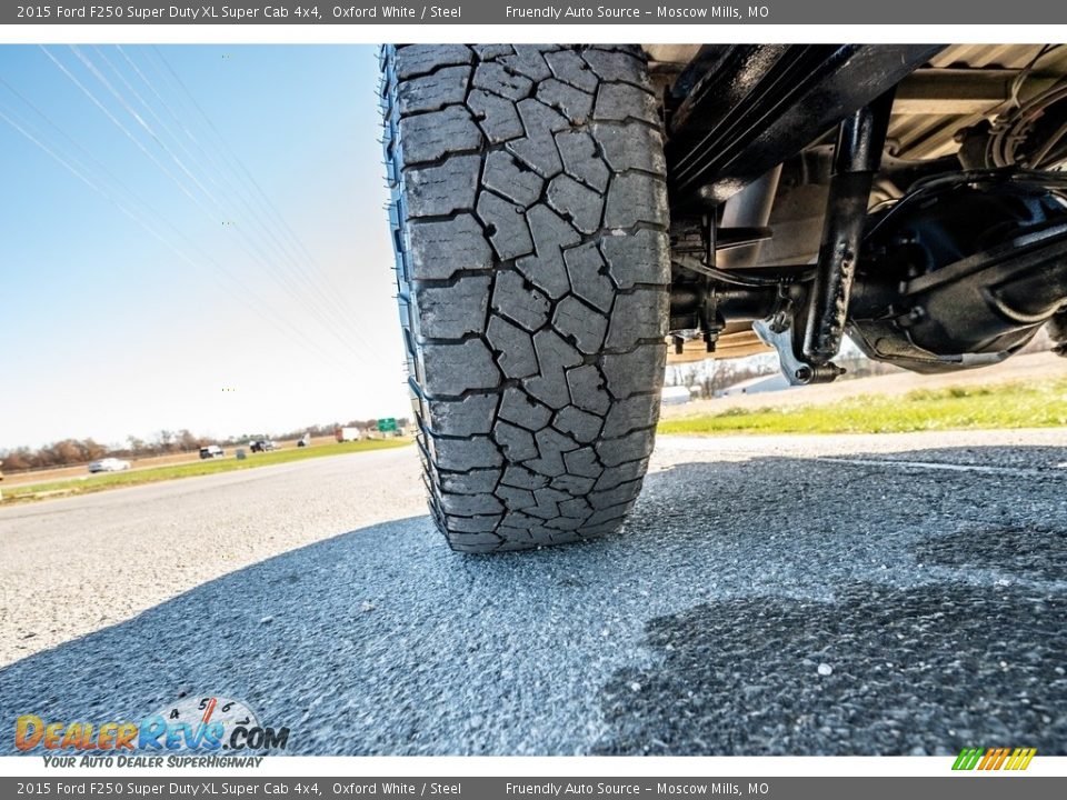 2015 Ford F250 Super Duty XL Super Cab 4x4 Oxford White / Steel Photo #23