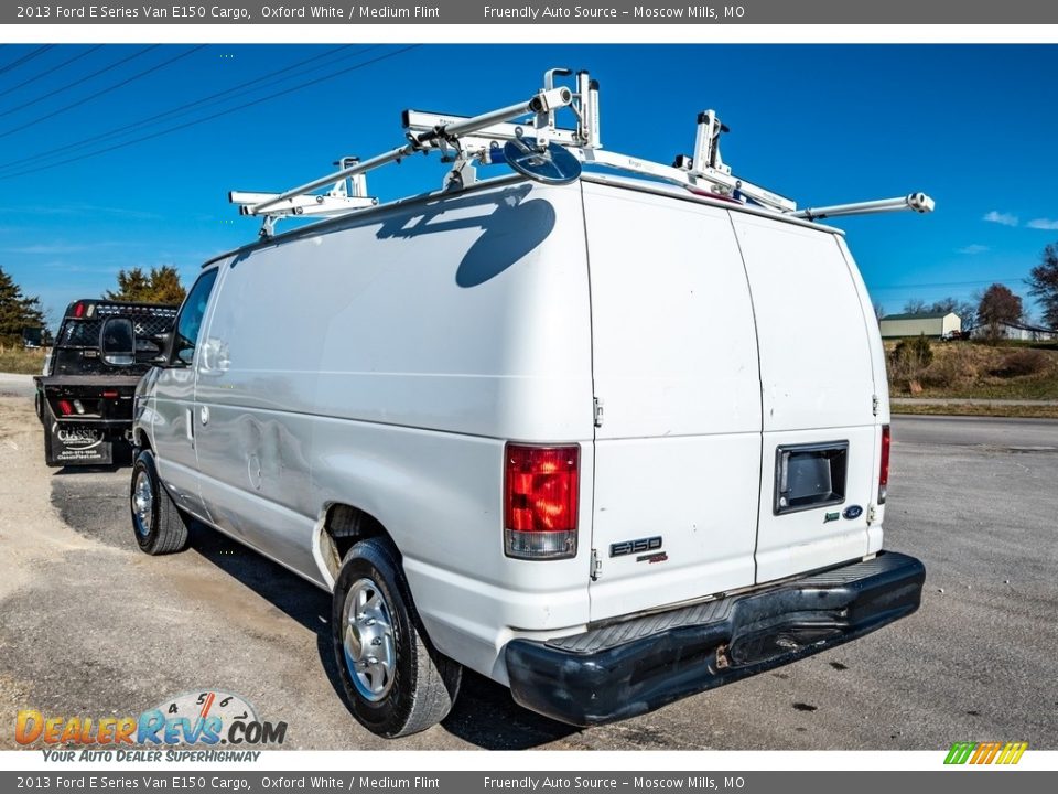 2013 Ford E Series Van E150 Cargo Oxford White / Medium Flint Photo #9