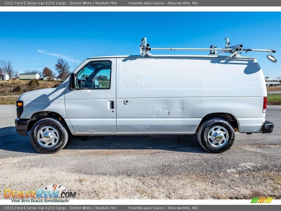 2013 Ford E Series Van E150 Cargo Oxford White / Medium Flint Photo #10