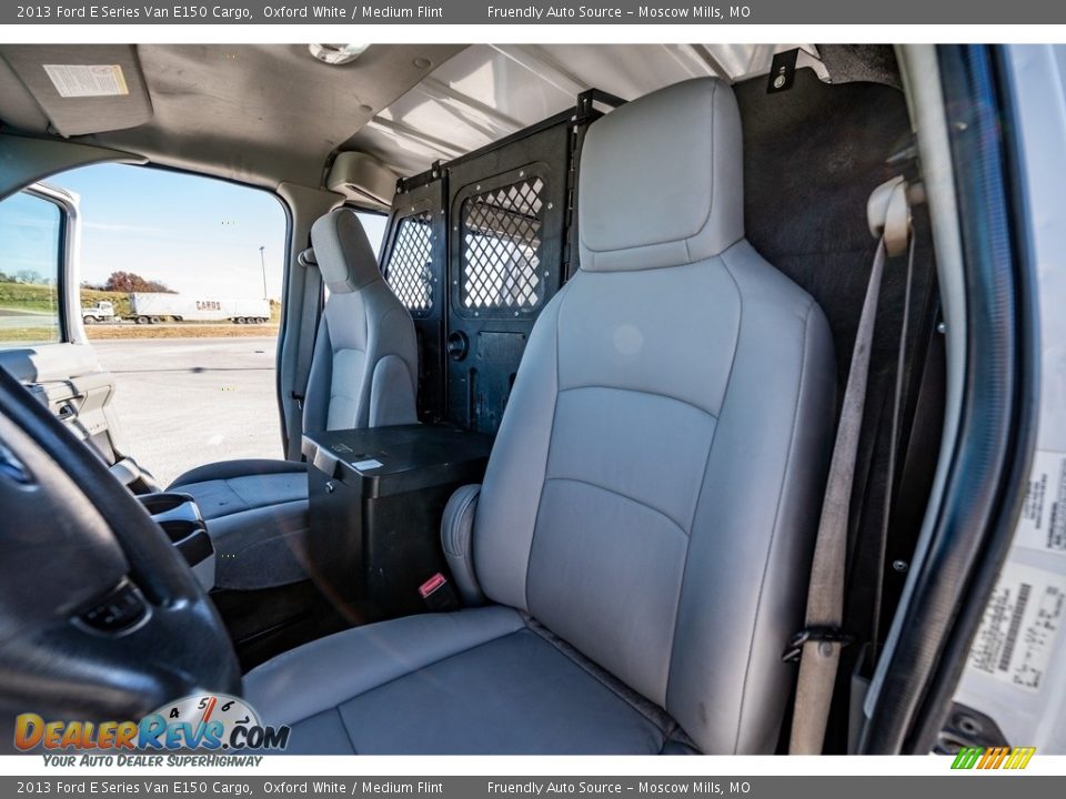 2013 Ford E Series Van E150 Cargo Oxford White / Medium Flint Photo #13