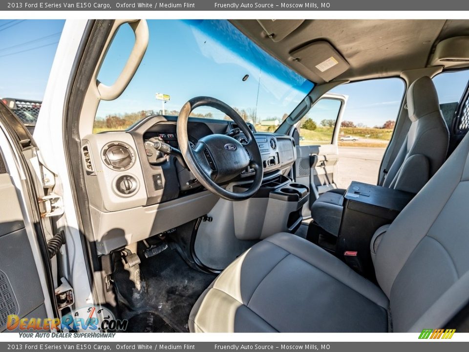 2013 Ford E Series Van E150 Cargo Oxford White / Medium Flint Photo #14