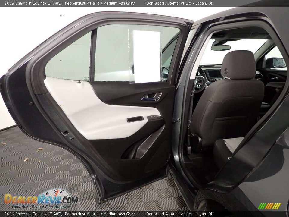 2019 Chevrolet Equinox LT AWD Pepperdust Metallic / Medium Ash Gray Photo #29