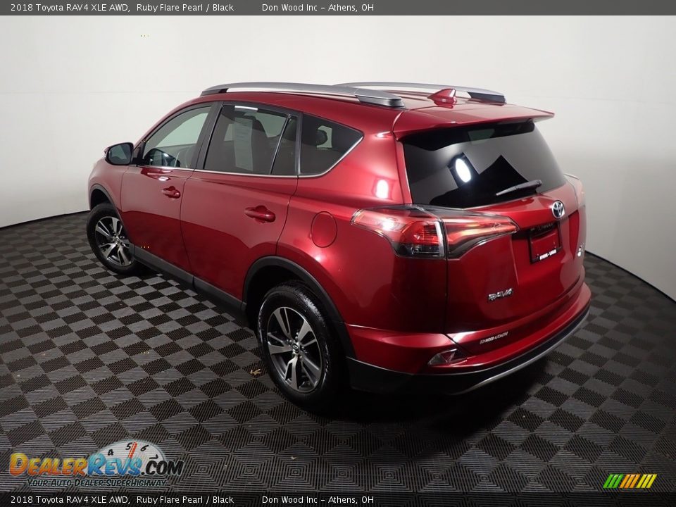 2018 Toyota RAV4 XLE AWD Ruby Flare Pearl / Black Photo #13