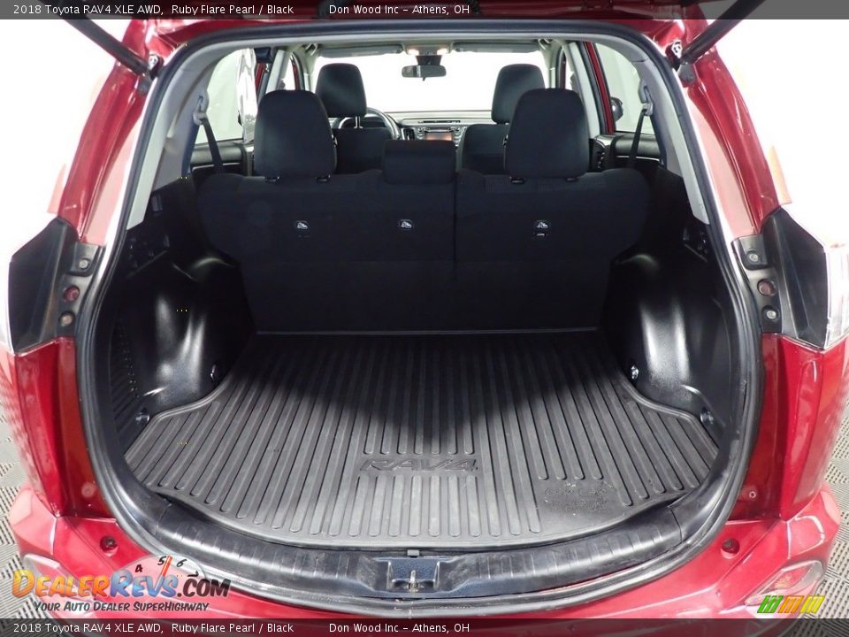2018 Toyota RAV4 XLE AWD Ruby Flare Pearl / Black Photo #17