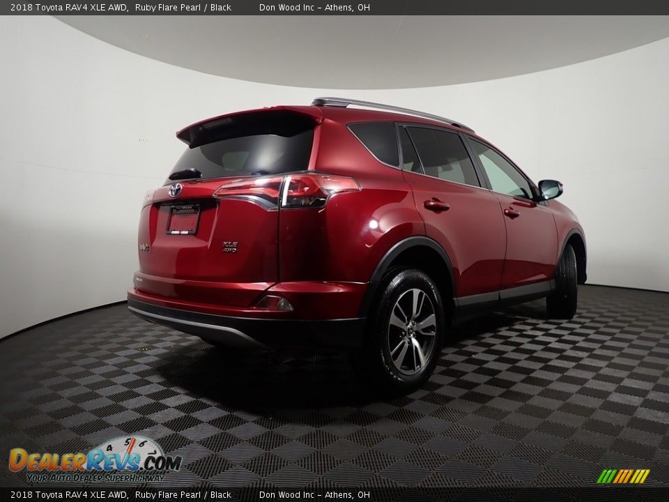 2018 Toyota RAV4 XLE AWD Ruby Flare Pearl / Black Photo #18