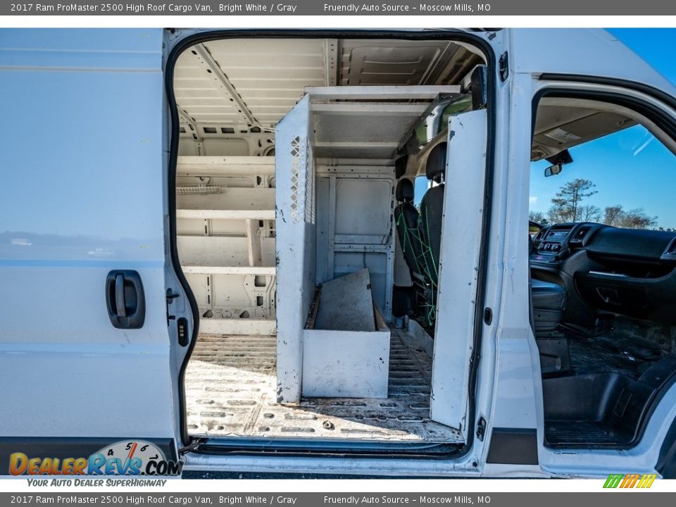 2017 Ram ProMaster 2500 High Roof Cargo Van Bright White / Gray Photo #4
