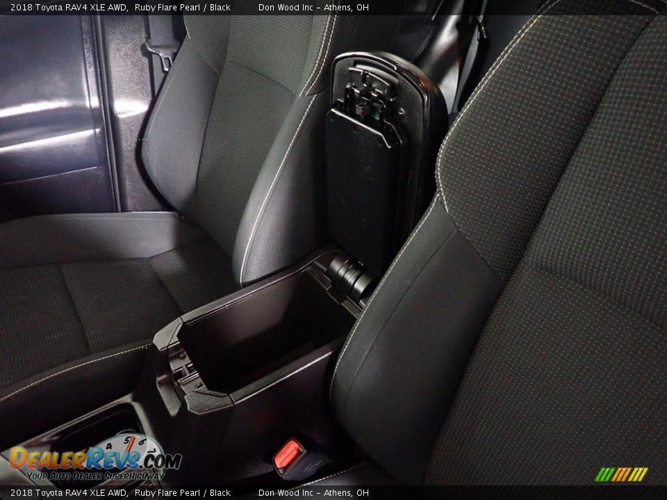 2018 Toyota RAV4 XLE AWD Ruby Flare Pearl / Black Photo #35