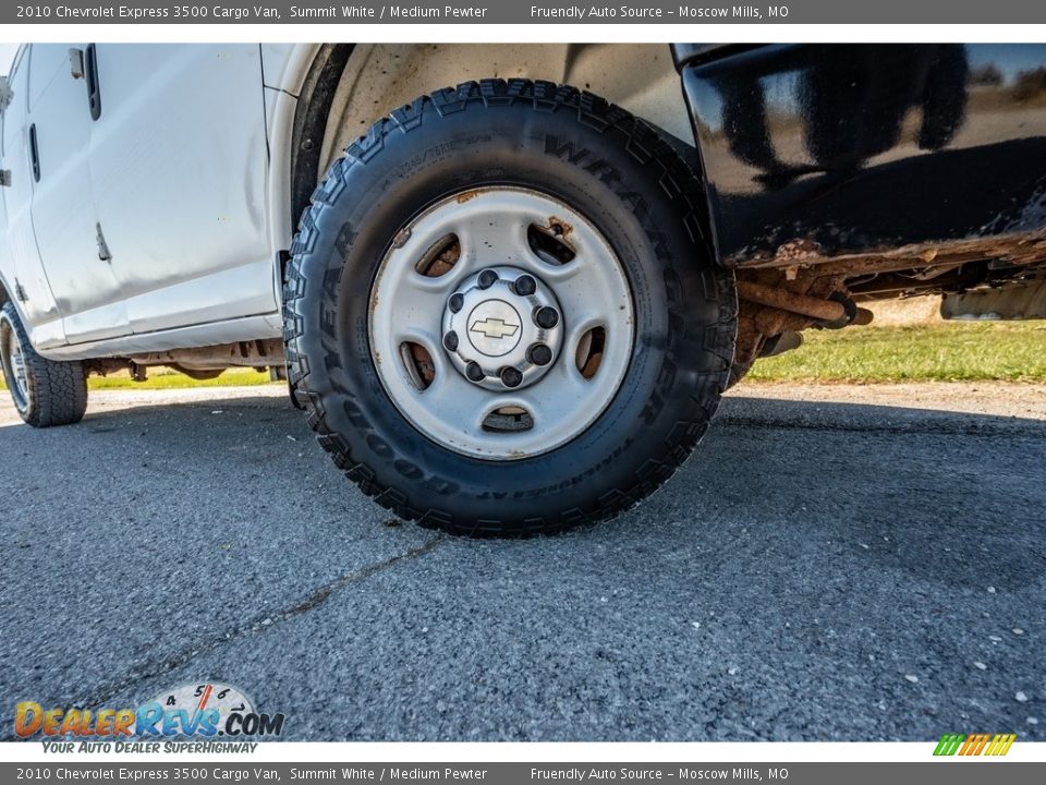 2010 Chevrolet Express 3500 Cargo Van Summit White / Medium Pewter Photo #25