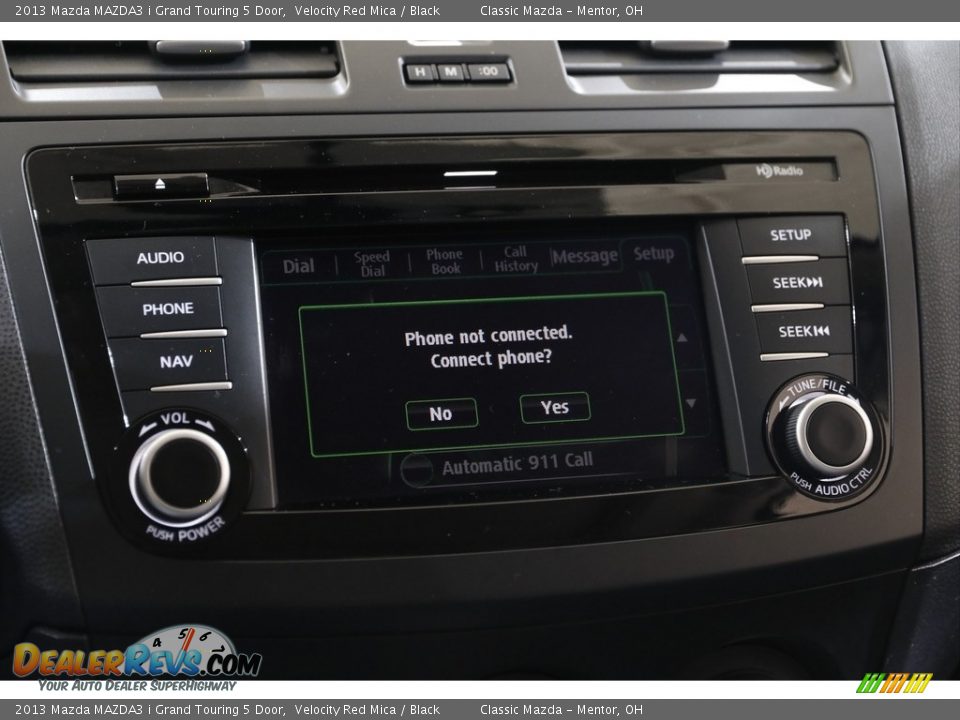 Controls of 2013 Mazda MAZDA3 i Grand Touring 5 Door Photo #12