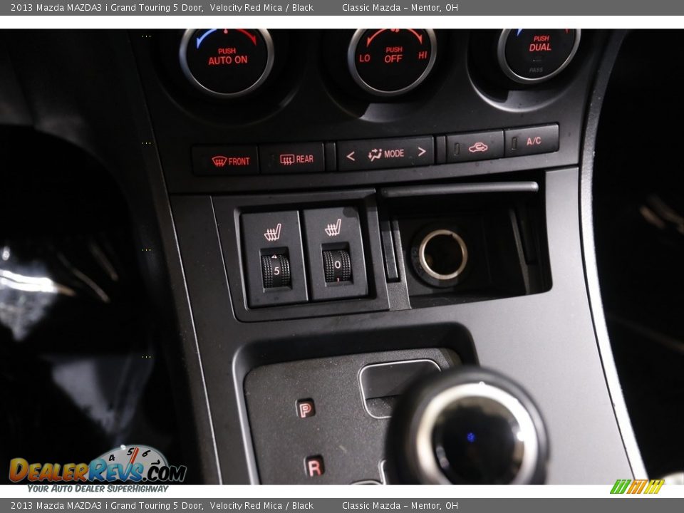 Controls of 2013 Mazda MAZDA3 i Grand Touring 5 Door Photo #16