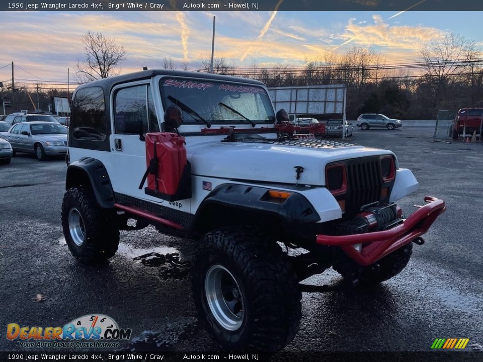 1990 Jeep Wrangler Laredo 4x4 Bright White / Gray Photo #1