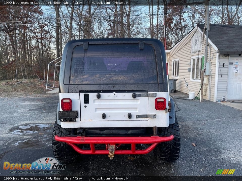 1990 Jeep Wrangler Laredo 4x4 Bright White / Gray Photo #4