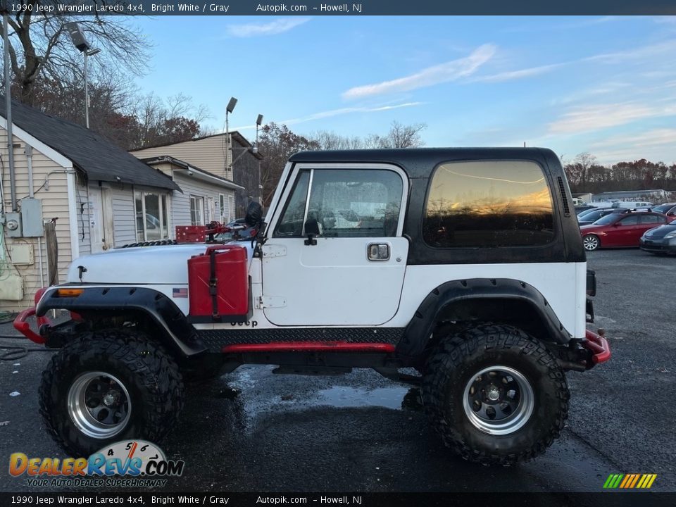 1990 Jeep Wrangler Laredo 4x4 Bright White / Gray Photo #6