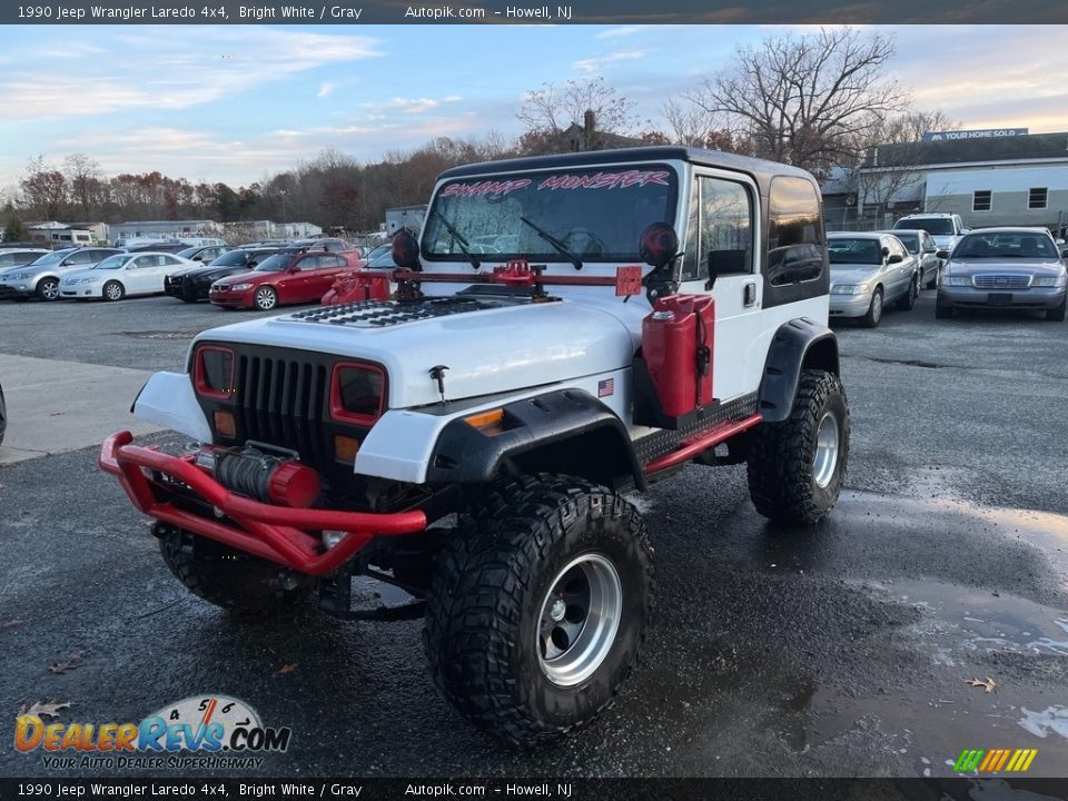 1990 Jeep Wrangler Laredo 4x4 Bright White / Gray Photo #7