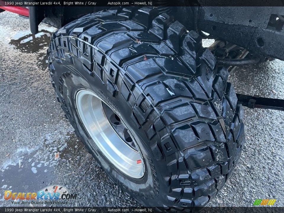 1990 Jeep Wrangler Laredo 4x4 Bright White / Gray Photo #12