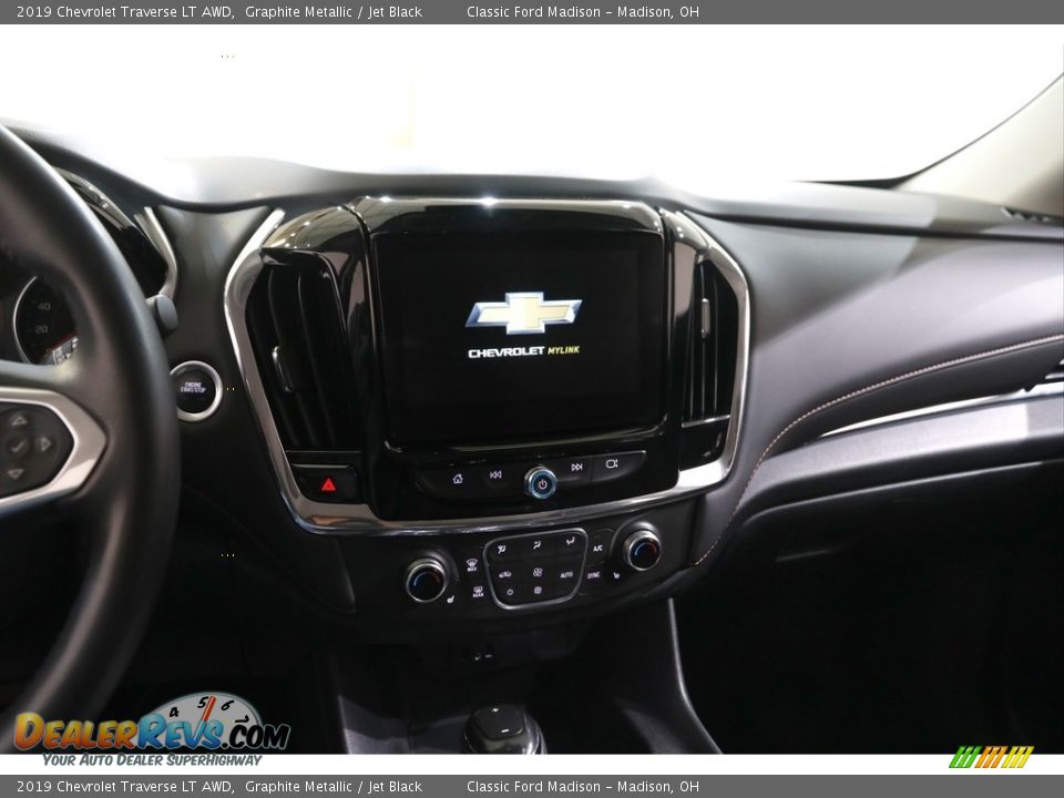 2019 Chevrolet Traverse LT AWD Graphite Metallic / Jet Black Photo #9