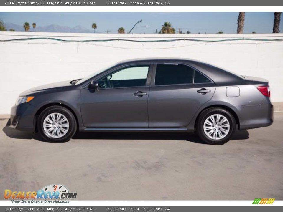 2014 Toyota Camry LE Magnetic Gray Metallic / Ash Photo #10