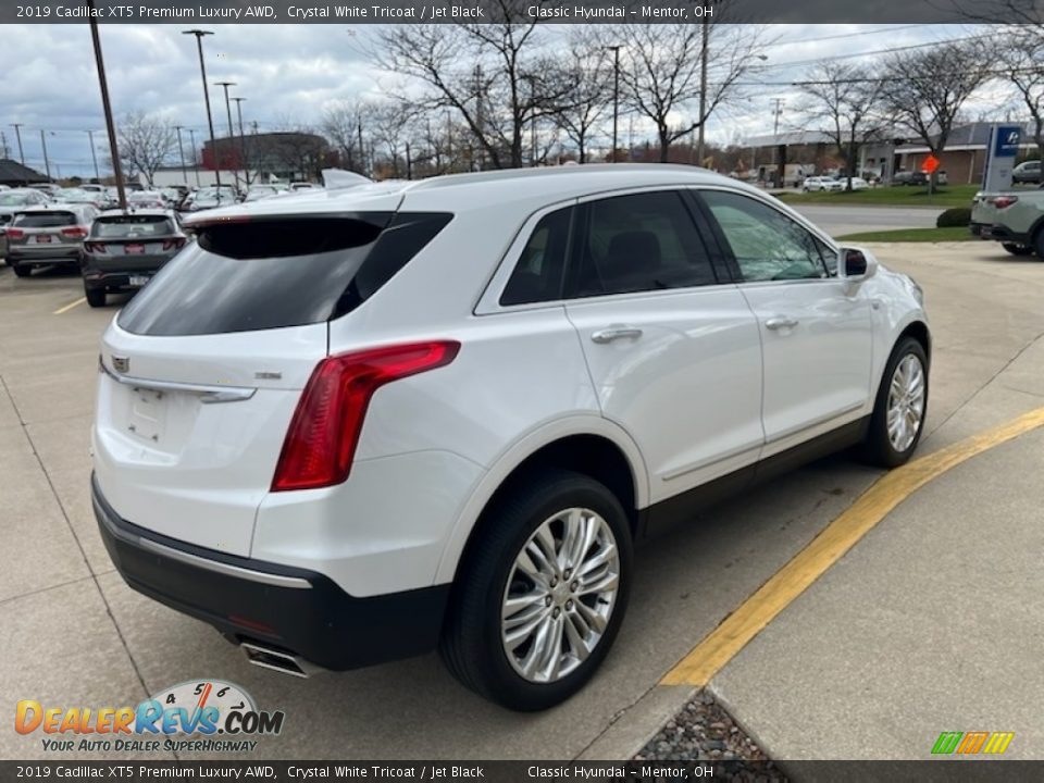 2019 Cadillac XT5 Premium Luxury AWD Crystal White Tricoat / Jet Black Photo #2