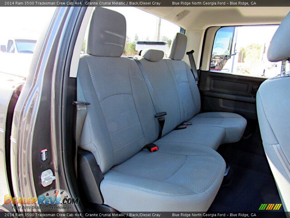 2014 Ram 3500 Tradesman Crew Cab 4x4 Granite Crystal Metallic / Black/Diesel Gray Photo #13