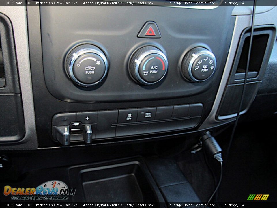 2014 Ram 3500 Tradesman Crew Cab 4x4 Granite Crystal Metallic / Black/Diesel Gray Photo #21