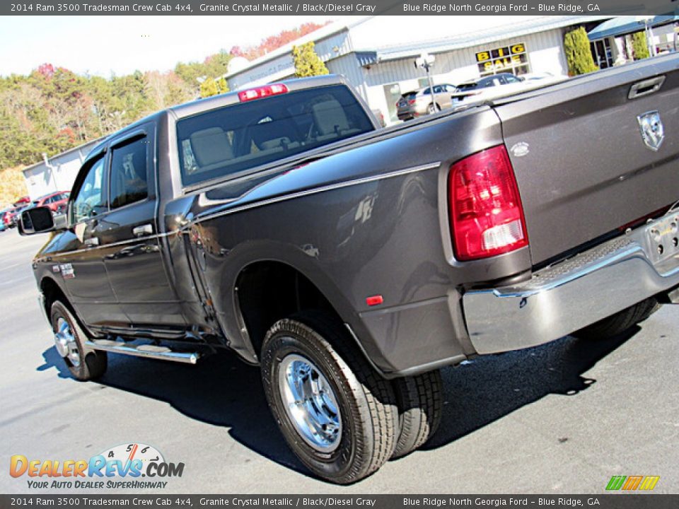 2014 Ram 3500 Tradesman Crew Cab 4x4 Granite Crystal Metallic / Black/Diesel Gray Photo #30