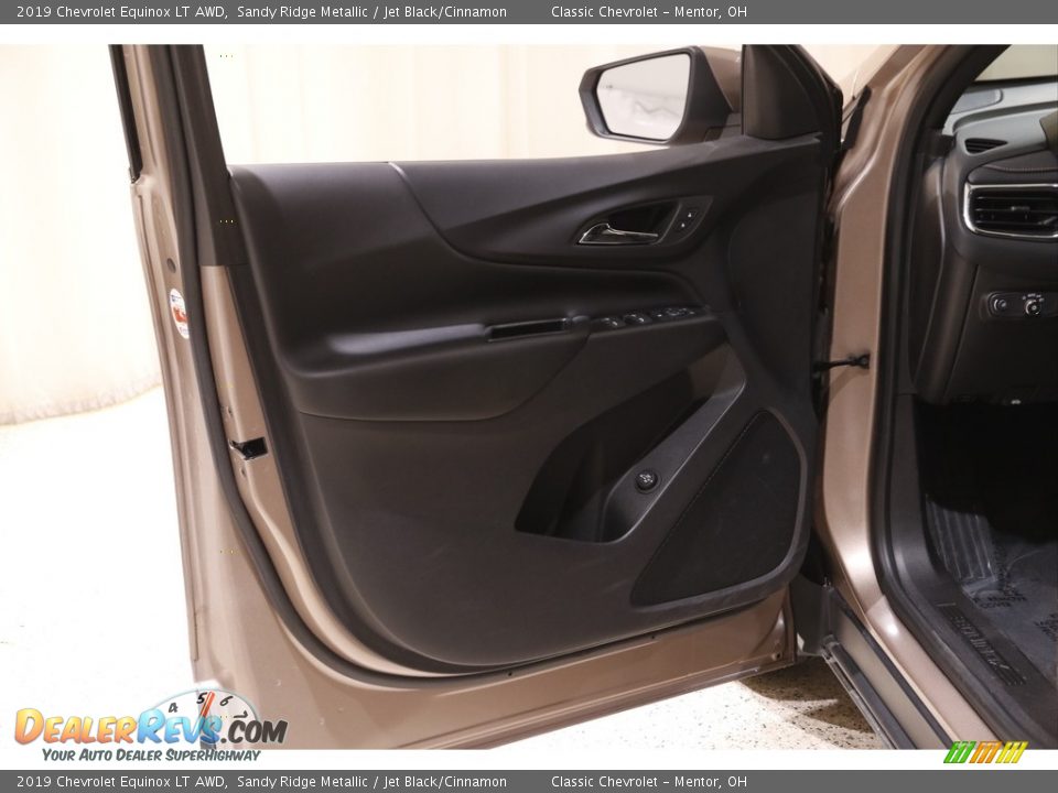 2019 Chevrolet Equinox LT AWD Sandy Ridge Metallic / Jet Black/Cinnamon Photo #4