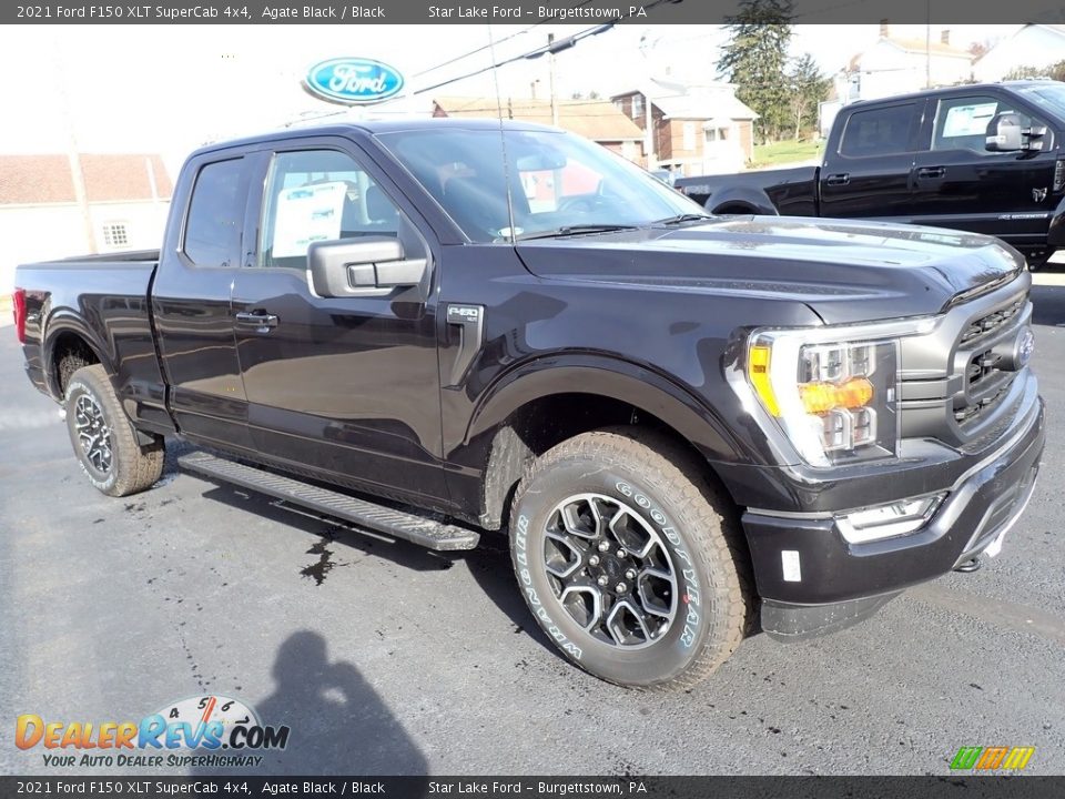 Front 3/4 View of 2021 Ford F150 XLT SuperCab 4x4 Photo #7