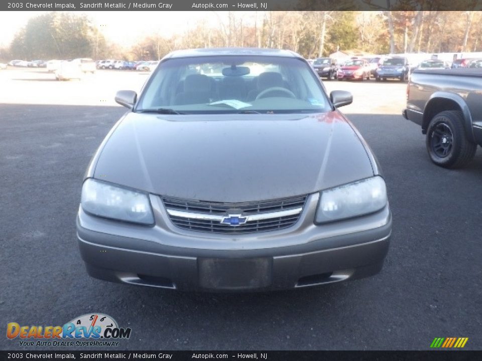 2003 Chevrolet Impala Sandrift Metallic / Medium Gray Photo #2