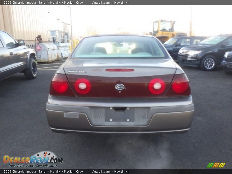 2003 Chevrolet Impala Sandrift Metallic / Medium Gray Photo #5