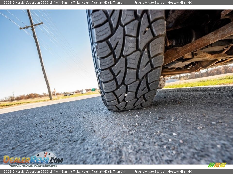 2008 Chevrolet Suburban 2500 LS 4x4 Summit White / Light Titanium/Dark Titanium Photo #11