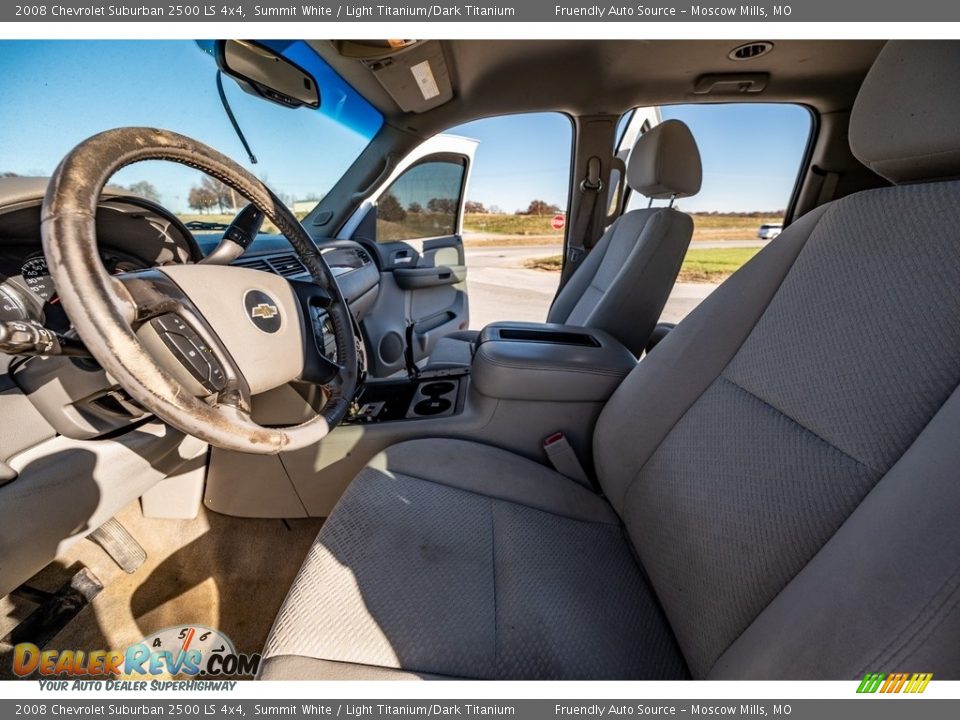 2008 Chevrolet Suburban 2500 LS 4x4 Summit White / Light Titanium/Dark Titanium Photo #18