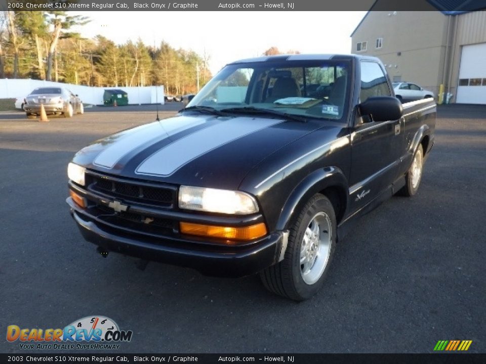 2003 Chevrolet S10 Xtreme Regular Cab Black Onyx / Graphite Photo #1