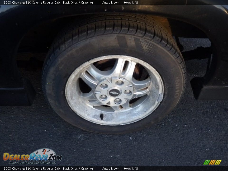 2003 Chevrolet S10 Xtreme Regular Cab Black Onyx / Graphite Photo #10