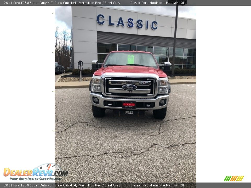 2011 Ford F250 Super Duty XLT Crew Cab 4x4 Vermillion Red / Steel Gray Photo #2