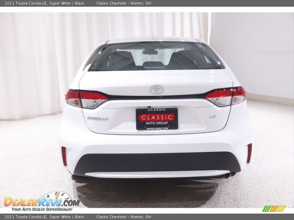 2021 Toyota Corolla LE Super White / Black Photo #16