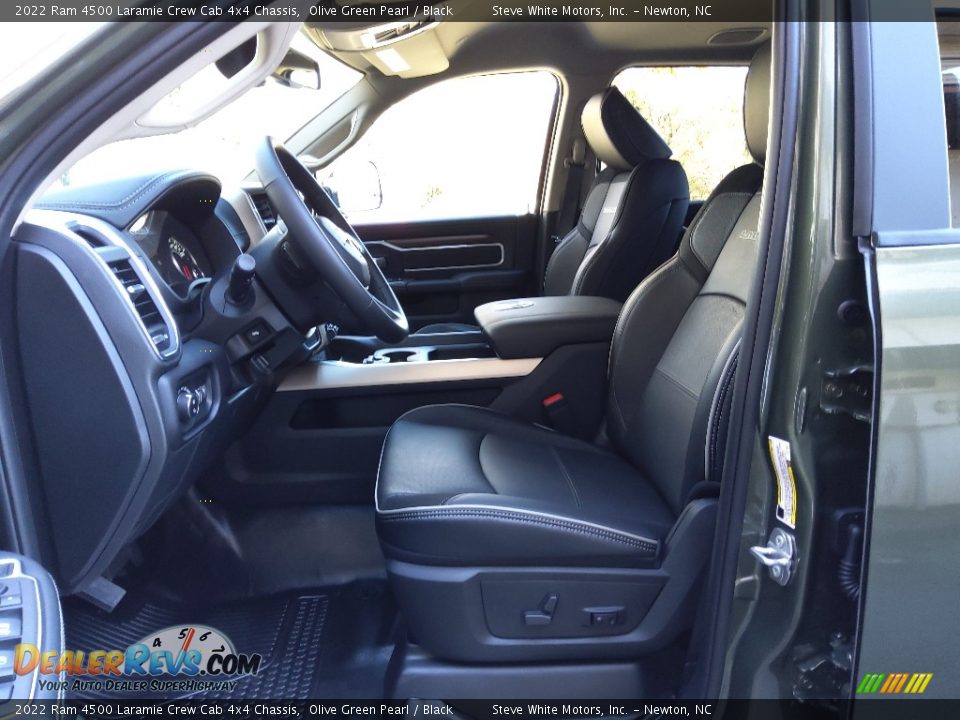 Black Interior - 2022 Ram 4500 Laramie Crew Cab 4x4 Chassis Photo #10