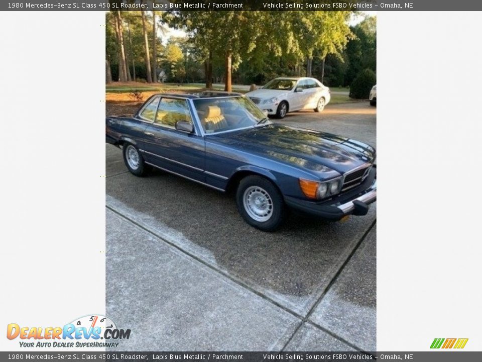 Front 3/4 View of 1980 Mercedes-Benz SL Class 450 SL Roadster Photo #12