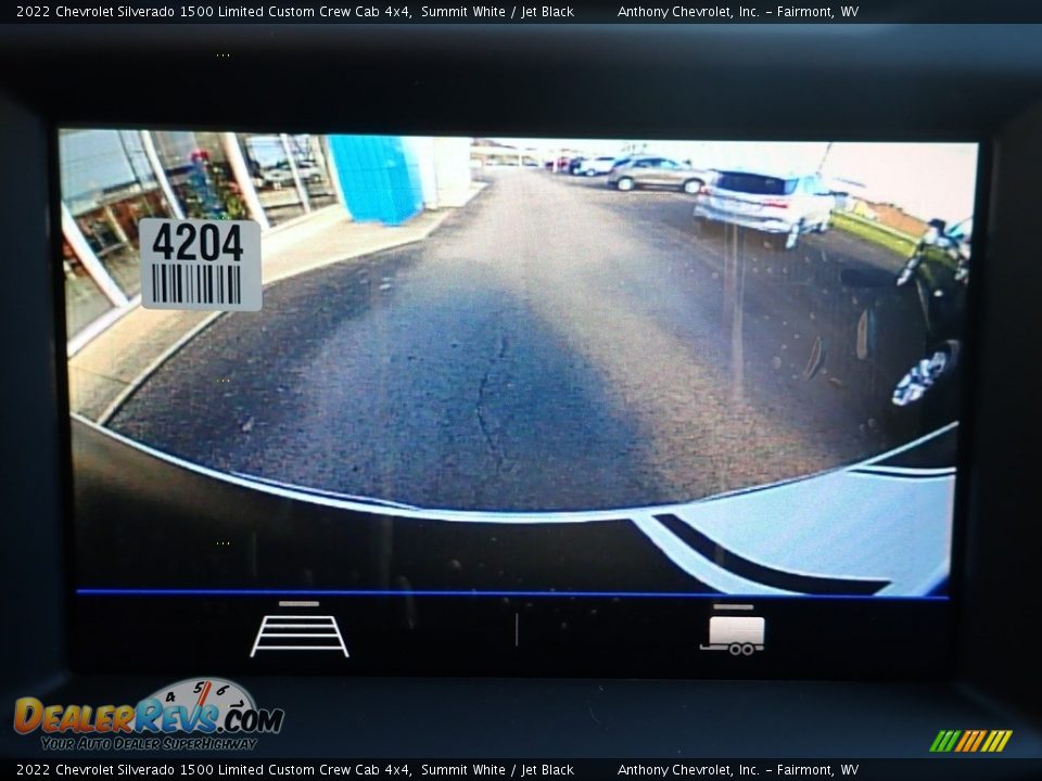 2022 Chevrolet Silverado 1500 Limited Custom Crew Cab 4x4 Summit White / Jet Black Photo #18
